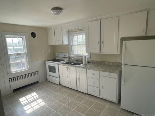 145 Broad St, Meriden CT  06450-6516 exterior