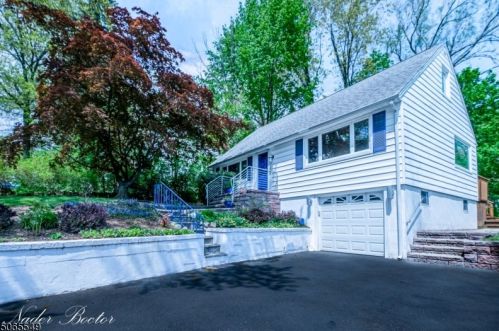 1 Carolina Ave, Town Center, NJ 07052-1804