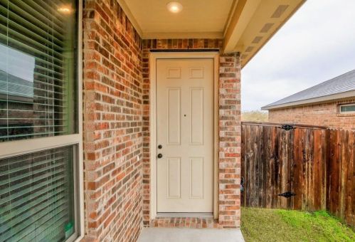 14109 Fall Springs Way, Webberville TX  78653-3952 exterior