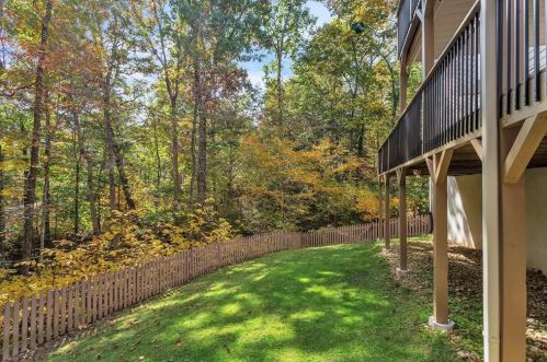 1033 Alexander Run Pass, Buford GA  30518-5560 exterior