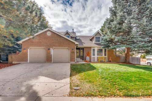 15004 Chenango Pl, Denver, CO 80015-2134