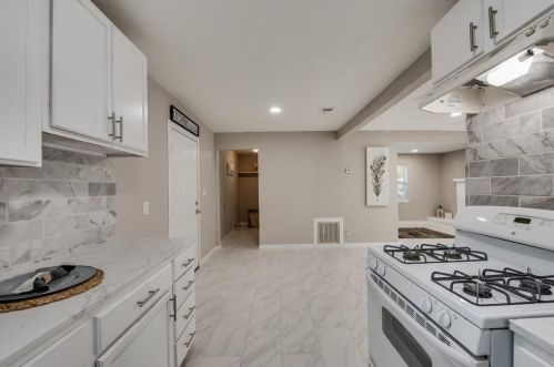 6520 Truman Dr, Fort Worth TX  76112-8032 exterior