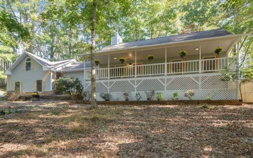 353 Thunder Ridge Dr, Cleveland, GA 30528-0045