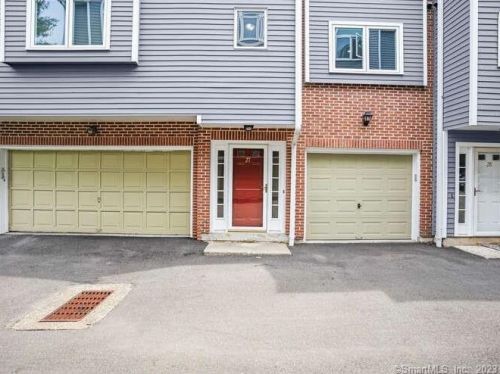 7 Seir Hill Rd, Norwalk CT  06850-1350 exterior