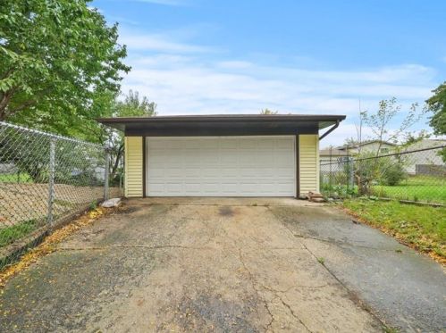 354 Ruth Cir, Lemont IL  60440-1873 exterior