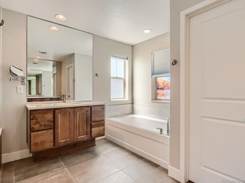 6966 Buchanan Ct, Aurora CO  80016-5905 exterior