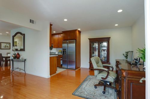 1783 Fallen Leaf Dr, Milpitas, CA 95035-6720