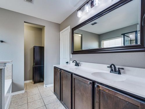 4520 Rockmill Trl, Fort Worth TX  76179-5091 exterior