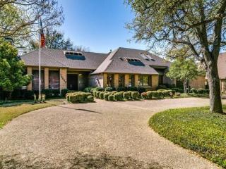 16007 Ranchita Dr, Dallas, TX 75248-3834