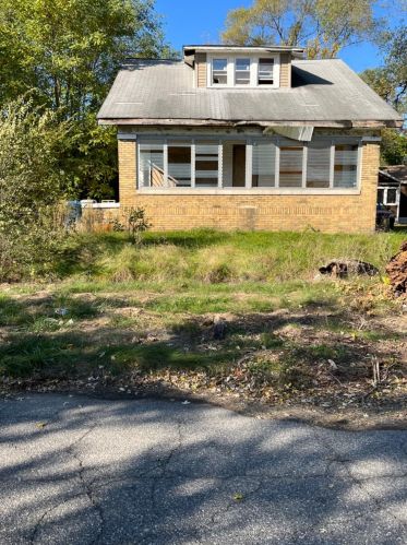 3866 Pennsylvania St, Gary, IN 46409-1519