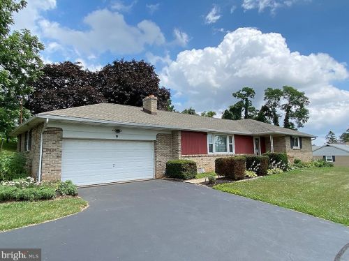 365 Windsor Rd, York, PA 17402-8674