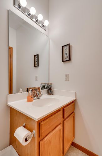 7545 5th St, Saint Paul MN  55128-5389 exterior