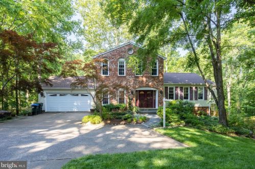 7910 Journey Ln, Springfield, VA 22153-2725