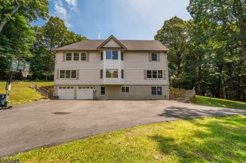 77 Pleasant Hill Rd, Dover NJ  07869-3568 exterior