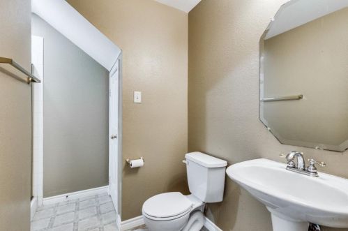 5408 Mdw Vly Dr, Fort Worth TX  76123-2841 exterior