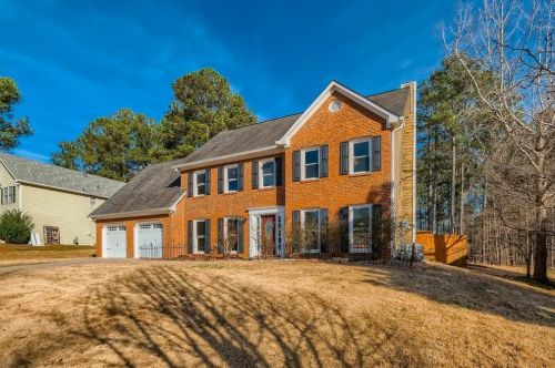 2588 Loring Rd, Kennesaw, GA 30152-2331