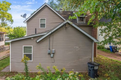 220 Belvidere St, Saint Paul MN  55107-3140 exterior