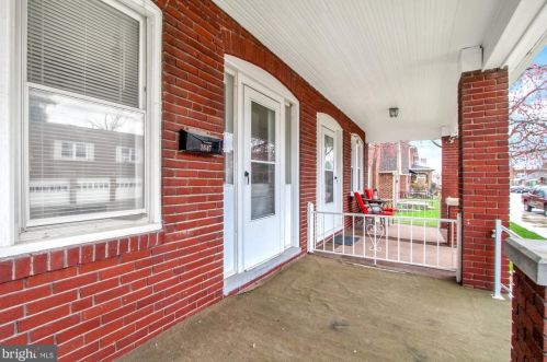1647 Philadelphia St, York, PA 17403-1236