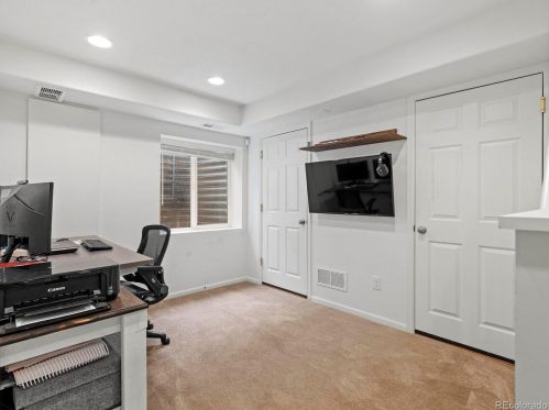 4825 Eaton Park Way, Aurora CO  80016-5831 exterior