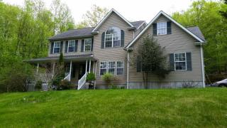18 Alpine Ct, Lafayette, NJ 07848-3157