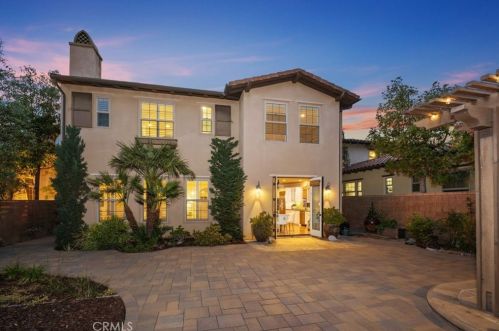 52 Gray Dove, Irvine, CA 92618-8811