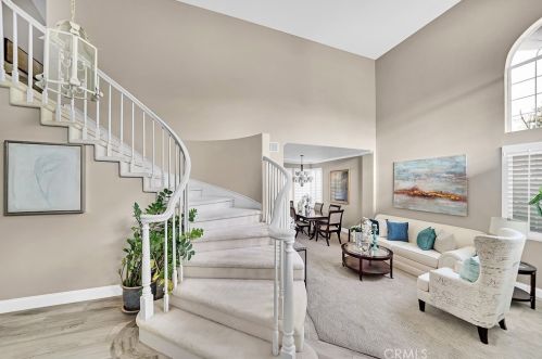 21 Verona Ln, El Toro, CA 92610-1912