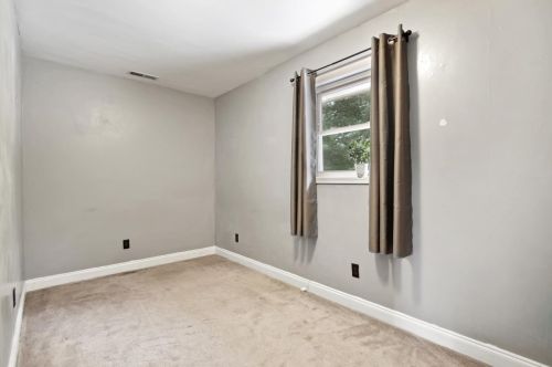 3010 Hathcock Rd, Atlanta GA  30349-1146 exterior