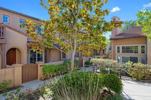 7739 Calle Andar, Carlsbad, CA 92009-9227