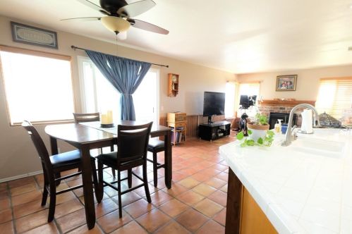 5580 Via Escalante, Riverside CA  92509-5562 exterior