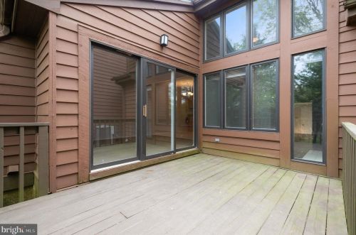 331 Sayre Dr, Princeton NJ  08540-5840 exterior