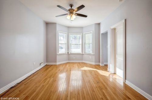 9953 Avenue, Chicago, IL 60617