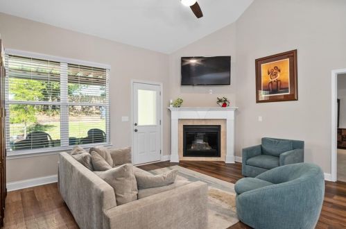 636 Sprayberry Dr, Stockbridge GA  30281-9223 exterior