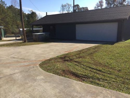 27 Pine Valley Dr, Forsyth, GA 31029-6224
