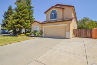 880 Sapphire Cir, Vacaville, CA 95687-7850