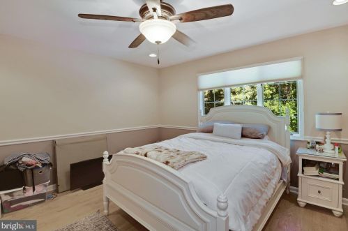 17501 New Hampshire Ave, Ashton MD  20861-9791 exterior