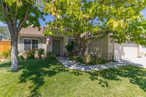 2729 Stonebrook Cir, Lake Nacimiento, CA 93446-9501