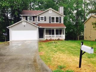 129 Timothy Ln, Lilburn, GA 30047-3661