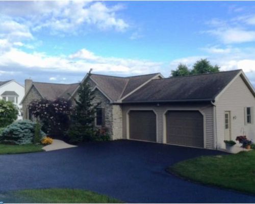 926 Hidden Holw Dr, Gap PA  17527-9562 exterior