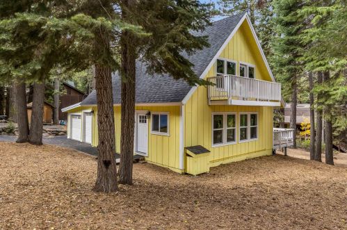12680 Madrone Ln, Truckee, CA 96161-2601