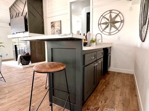 16685 Bonanza Dr, Riverside CA  92504-5706 exterior