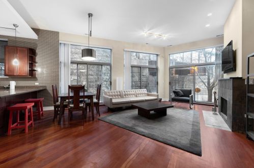 912 Elston Ave, Chicago, IL 60642-4114