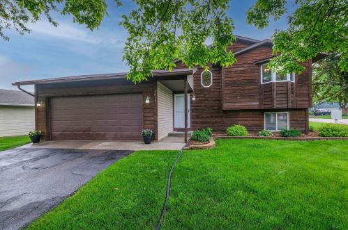 2611 Guthrie Ave, Saint Paul MN  55128-3924 exterior