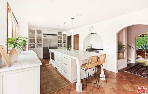 1114 Mountain St, Glendale CA  91207-1834 exterior