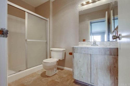 691 Ascot Dr, Vista CA 92083-4207 exterior