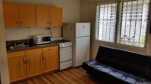 1712 Fern St, Honolulu HI  96826-3701 exterior