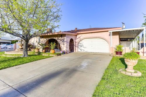 615 Wales Dr, Folsom, CA 95630-2950