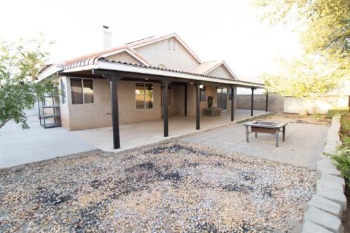 1746 Lightcap St, Lancaster CA  93535-1147 exterior