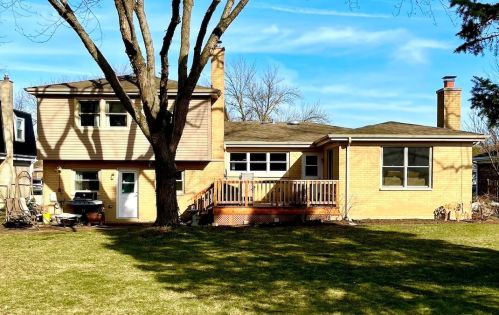 2726 Harvard Ave, Arlington Hts, IL 60004-2043