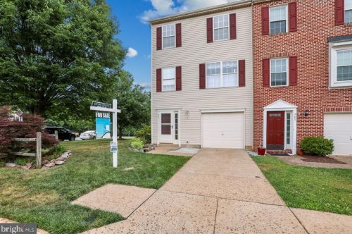 741 Vanderbilt Ter, Leesburg, VA 20175-4085