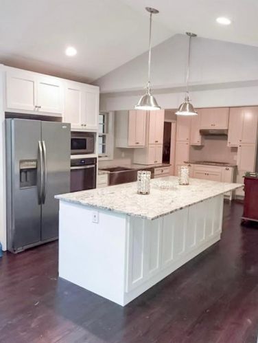 1710 Woodlawn Ave, Gainesville, GA 30501-1650